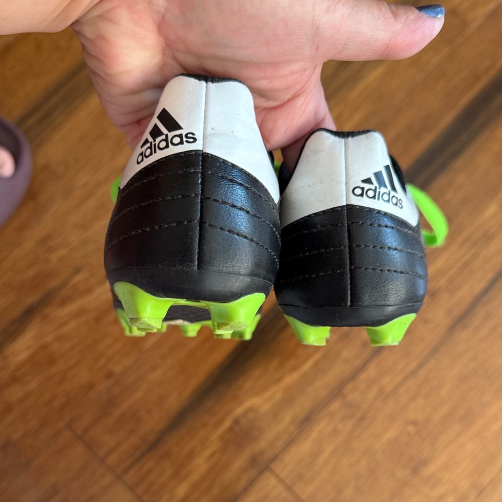 Adidas Kids Black with Green Accents Soccer Shoes - Picture 10 of 13